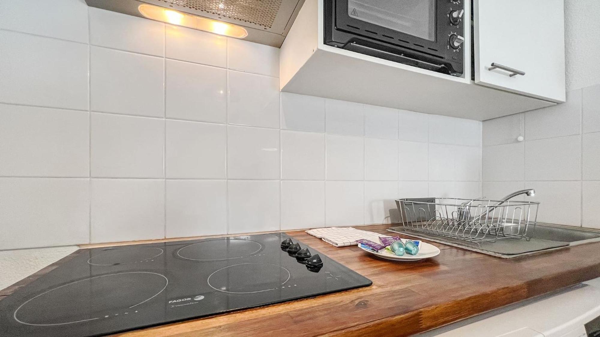 Homey Wild - Proche Gare Et Tram - Proche Centre - Balcon Prive - Parking Prive - Wifi Gratuit Annemasse Dış mekan fotoğraf